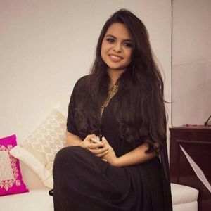 Meet your Posher, Hemali